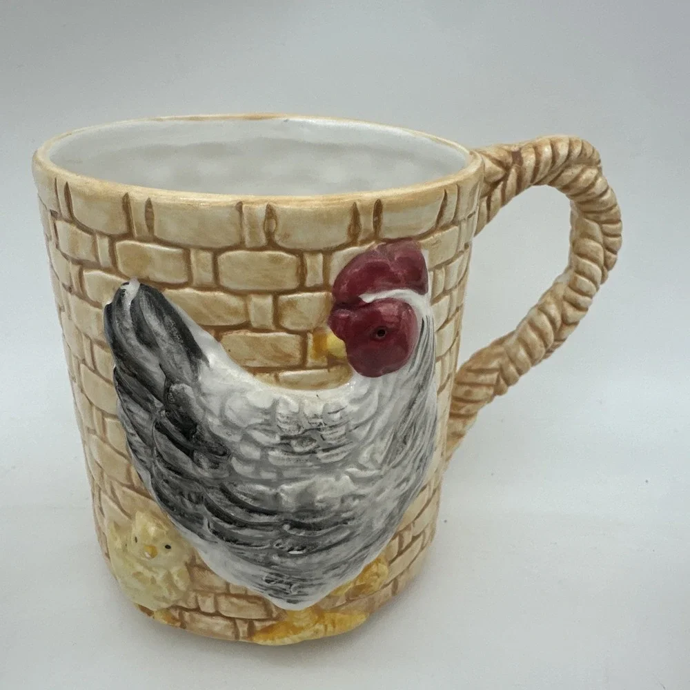 Vintage Wilton Court Hen Chicken Mugs & Napkins Rings  Set Of 4 EUC Cottage Core